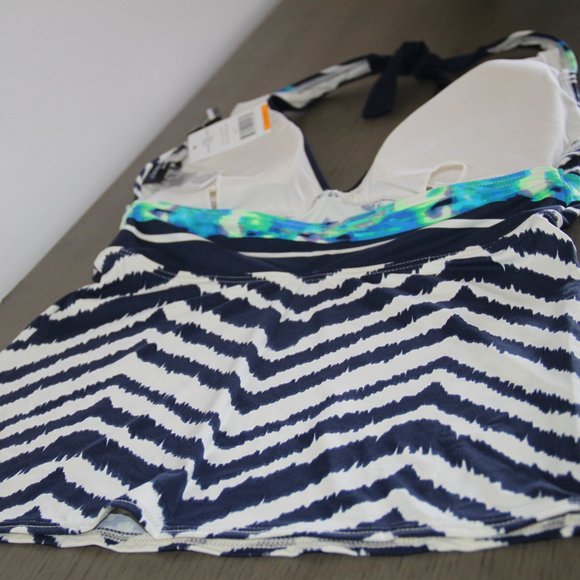 Carmen Marc Valco NWT Halter V-Neck Printed Tankini Top Swim Blue White Green S - Picture 6 of 8
